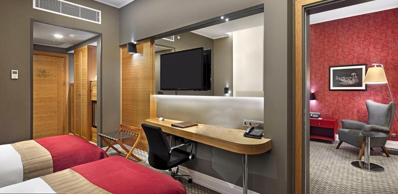 Ramada Plaza By Wyndham Eskişehir Exterior foto